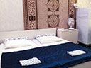 Das WEI�E Appartment